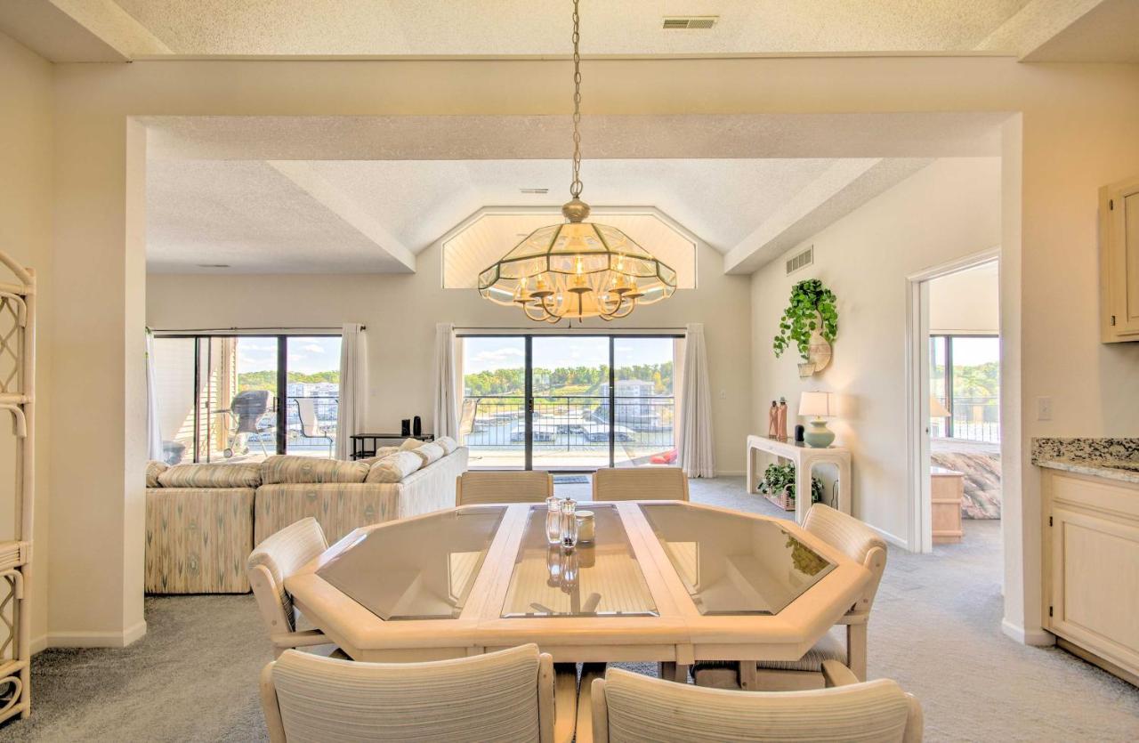 Bright Waterfront Condo With Resort Amenities! Lake Ozark Buitenkant foto
