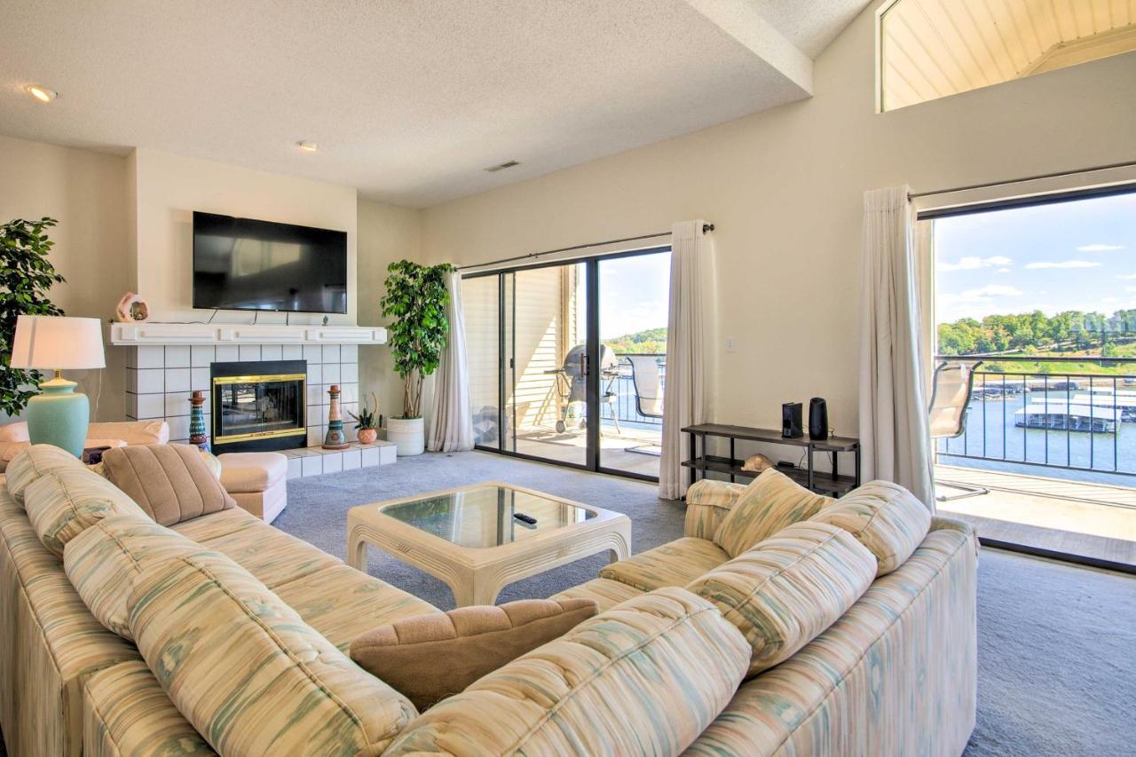 Bright Waterfront Condo With Resort Amenities! Lake Ozark Buitenkant foto
